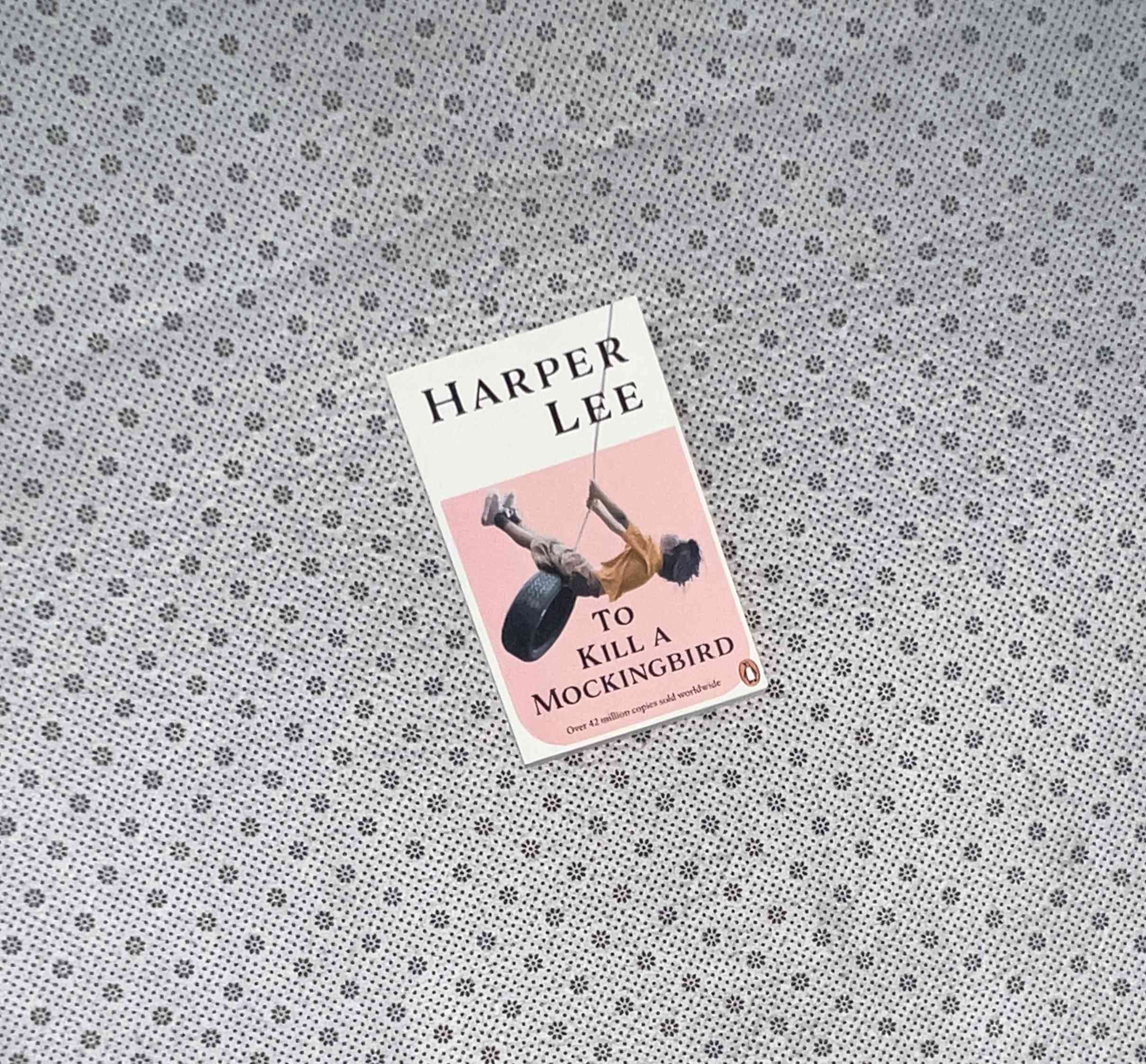 TO KILL A MOCKINGBIRD: Pulitzer Prize-Winning Classic by Harper Lee