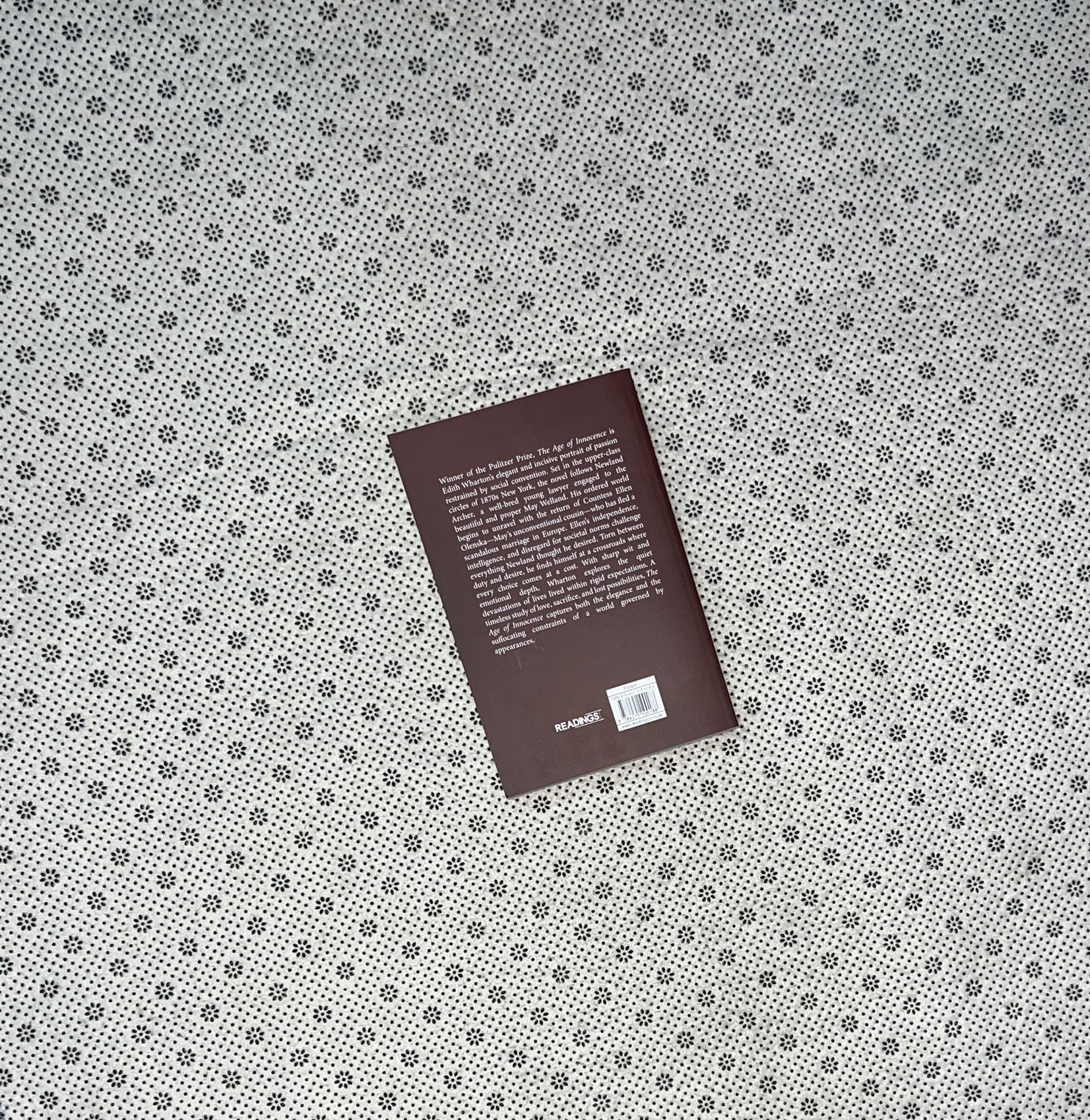 THE AGE OF INOCENCE (Readings Classics) by Edith Wharton