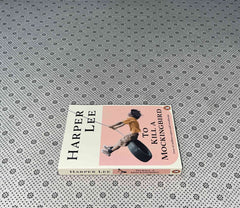 TO KILL A MOCKINGBIRD: Pulitzer Prize-Winning Classic by Harper Lee