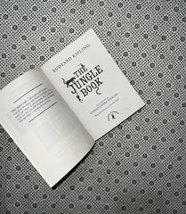 THE JUNGLE BOOK (Puffin Classics) by Rudyard Kipling