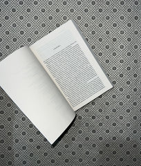 THE AGE OF INOCENCE (Readings Classics) by Edith Wharton