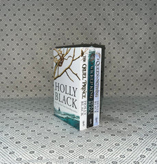 the folk of the air series boxset the cruel prince the wicked king the queen of nothing by holly black