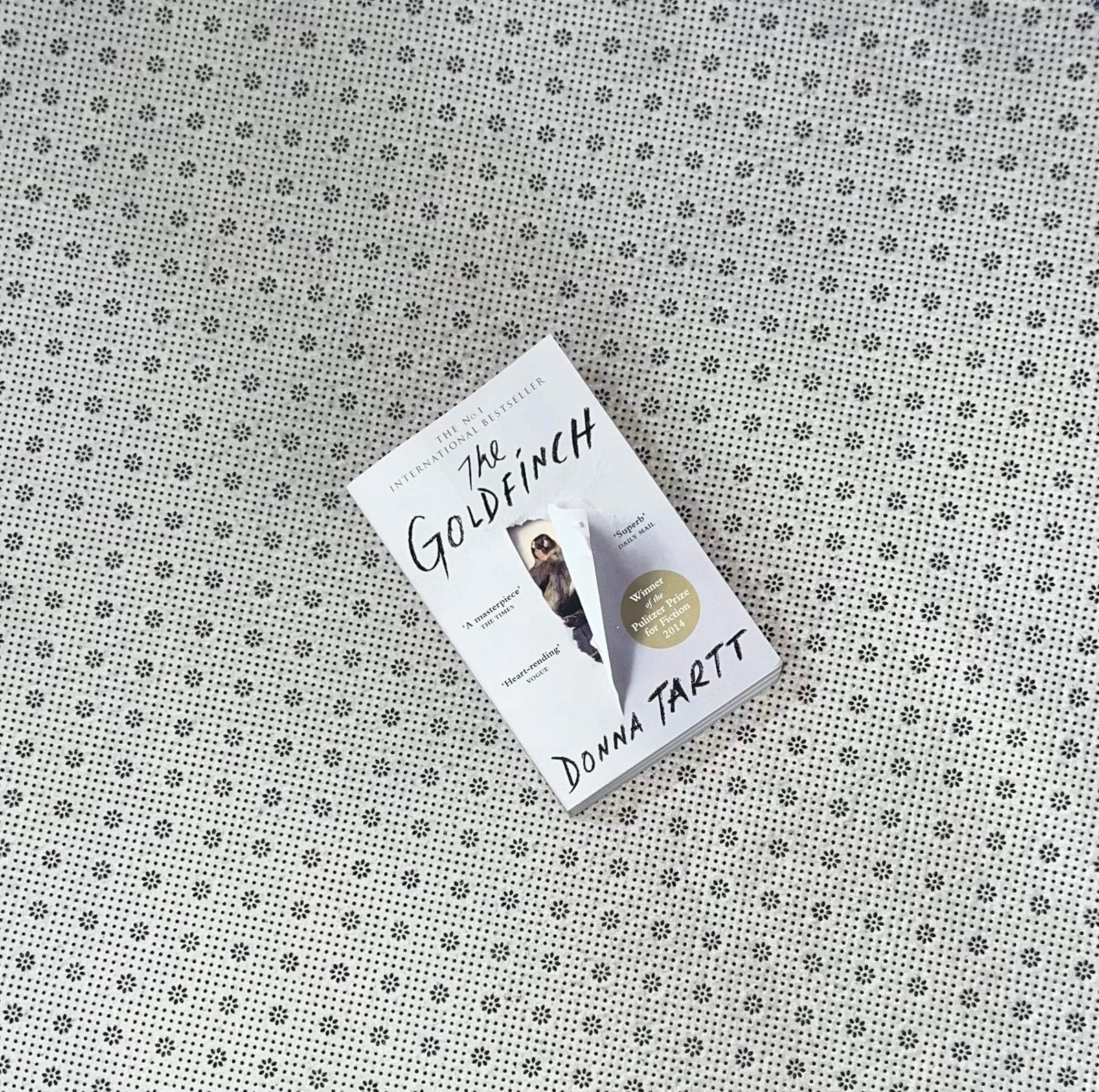 the goldfinch by donna tartt