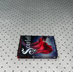 scarlet the lunar chronicles series book 2 by marissa meyer