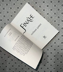 finale caraval series book 3 by stephanie garber