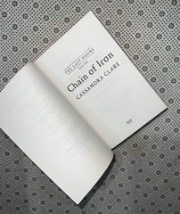 chain of iron the last hours series book 2 by cassandra clare