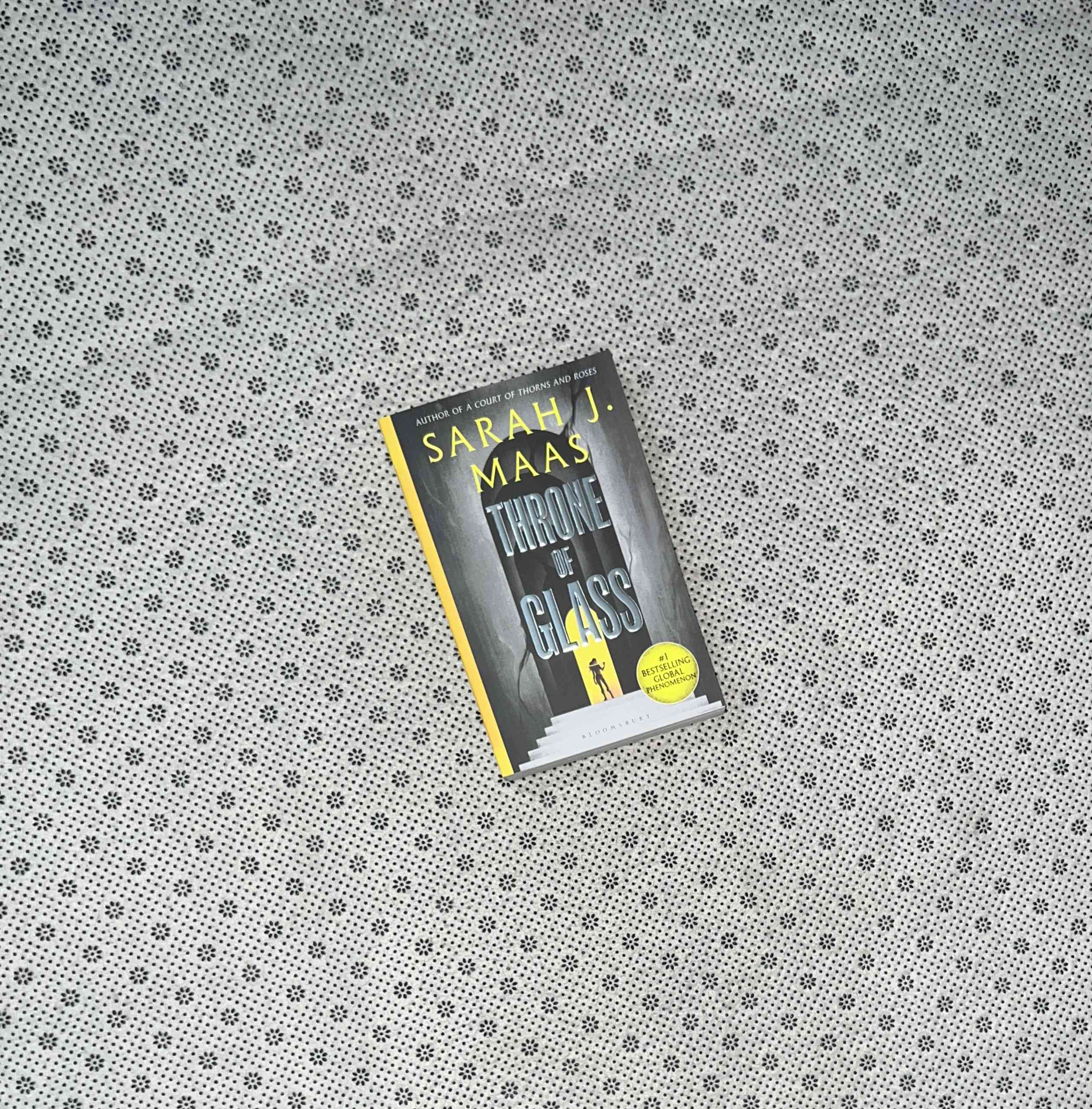 THRONE OF GLASS:Throne Of Glass Series (Book 1) (Adult Edition) by Sarah J. Maas