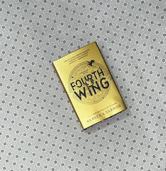 fourth wing the empyrean series book 1 by rebecca yarros 1