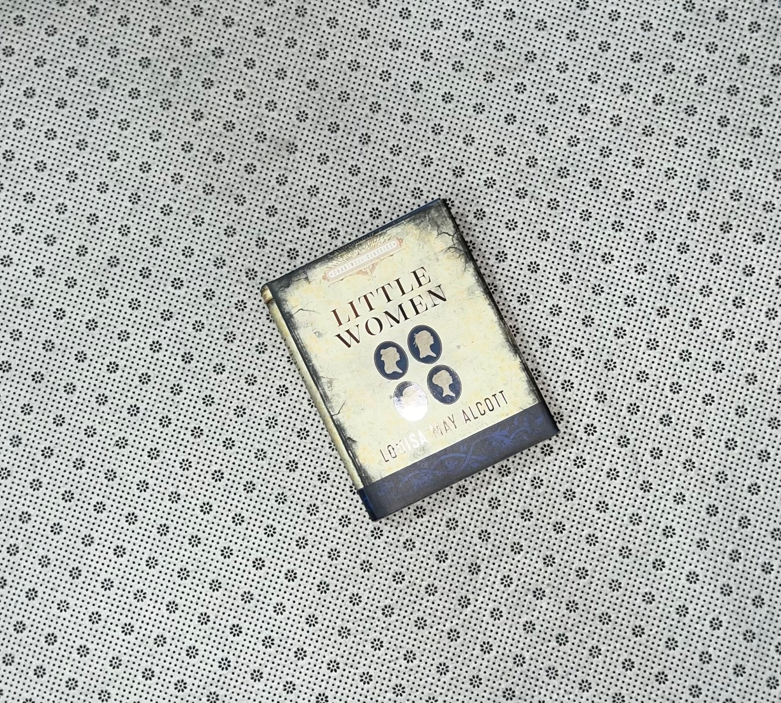 little women chartwell classics by louisa may alcott