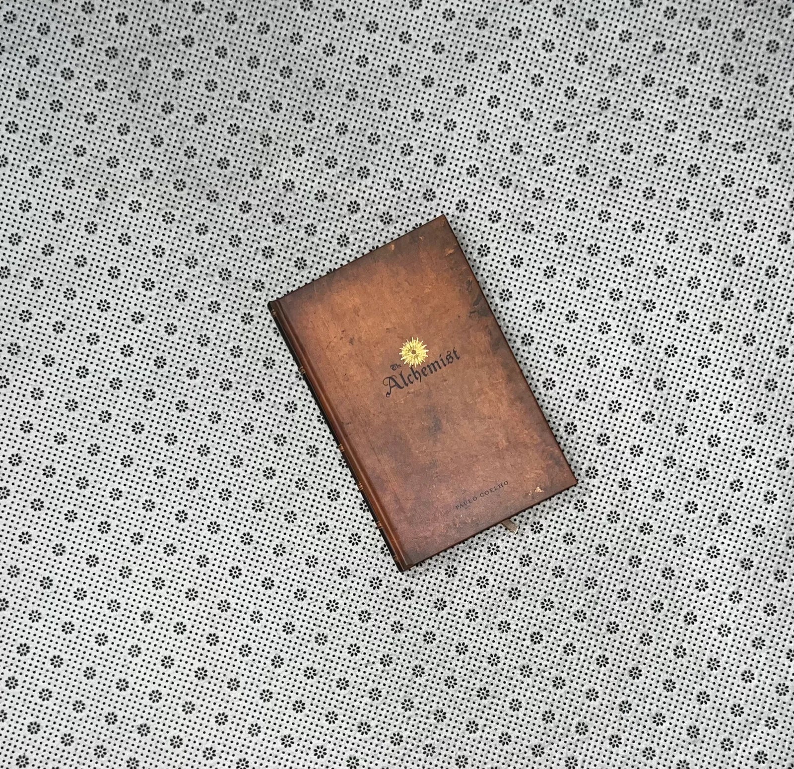 the alchemist gift edition by paulo coelho