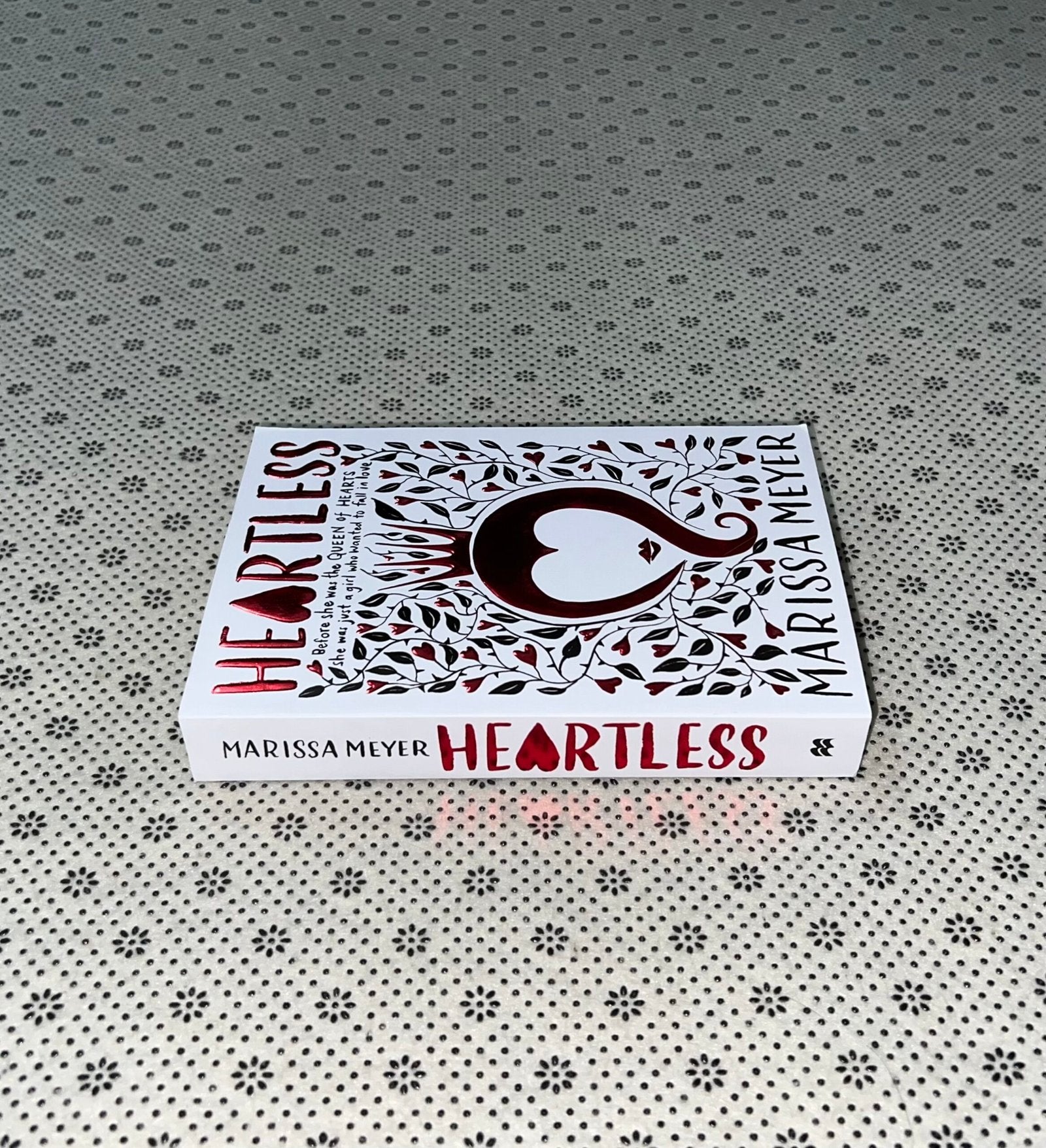 heartless by marissa meyer