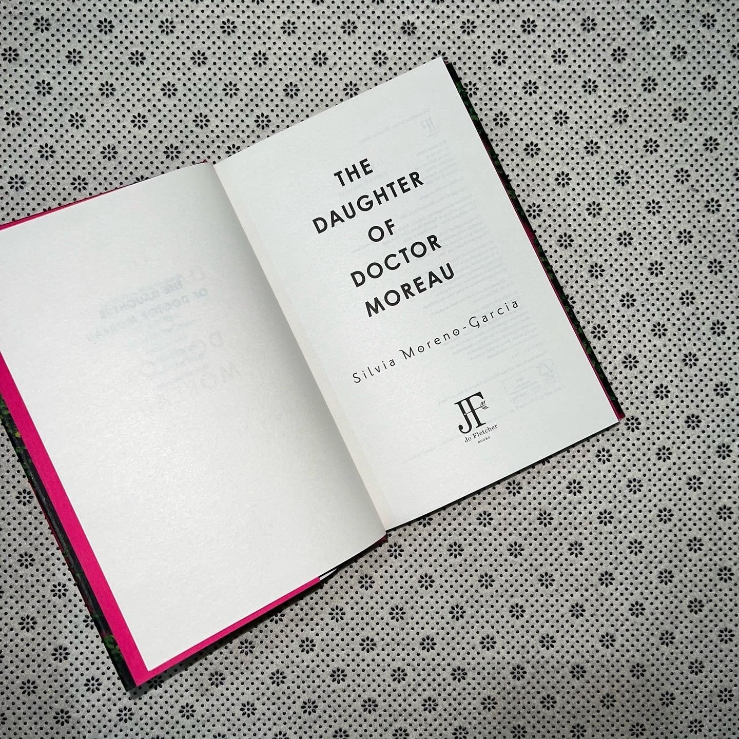 the daughter of doctor moreau by silvia moreno garcia