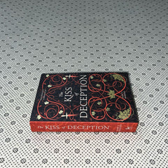 the kiss of deception the remnant chronicles series book 1 by mary e pearson