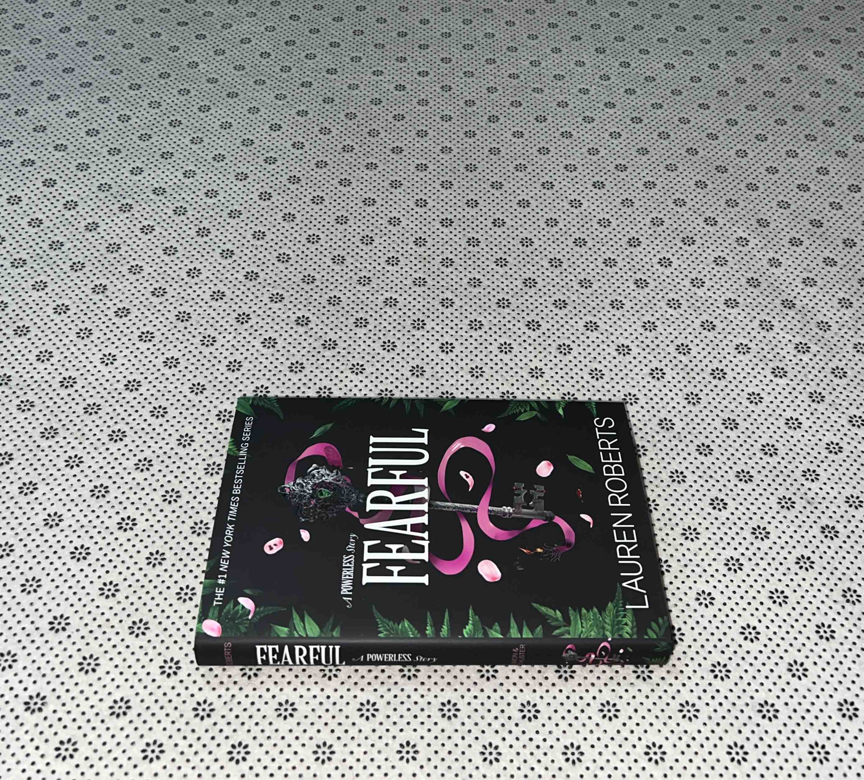 FEARFUL: A Powerless Story (Related To: The Powerless Trilogy) by Lauren Roberts