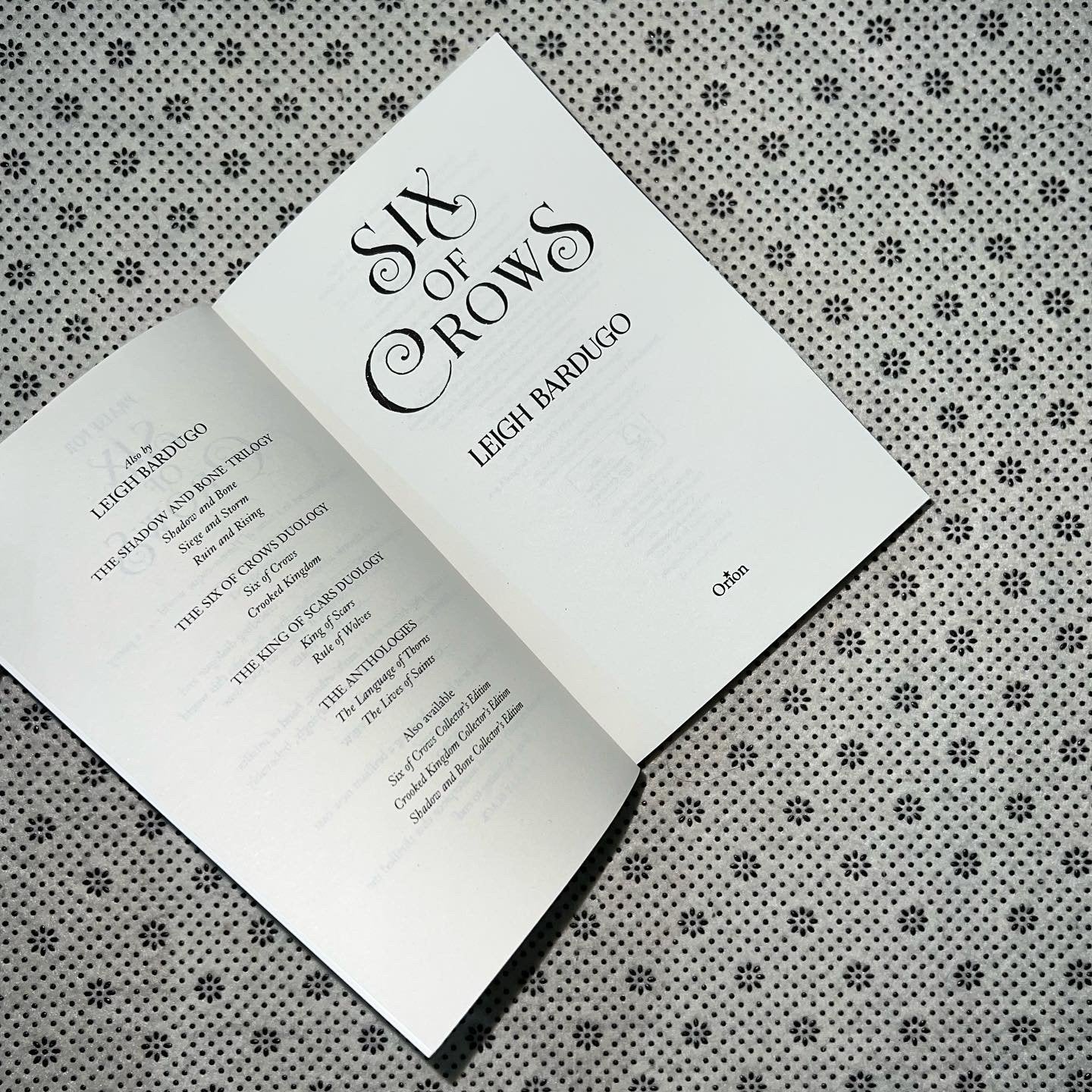 six of crows six of crows series book 1 by leigh bardugo