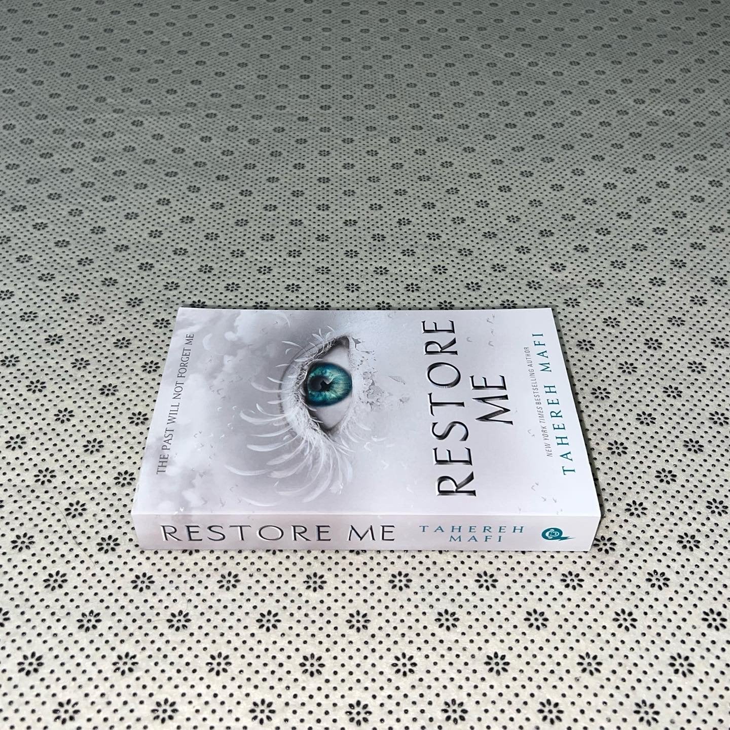 restore me shatter me series book 4 by tahereh mafi