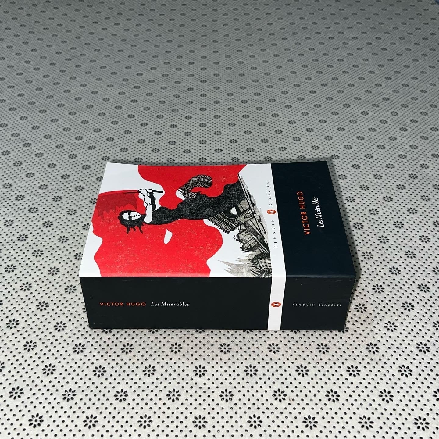 les miserables penguin classics by victor hugo