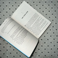 book lovers by emily henry