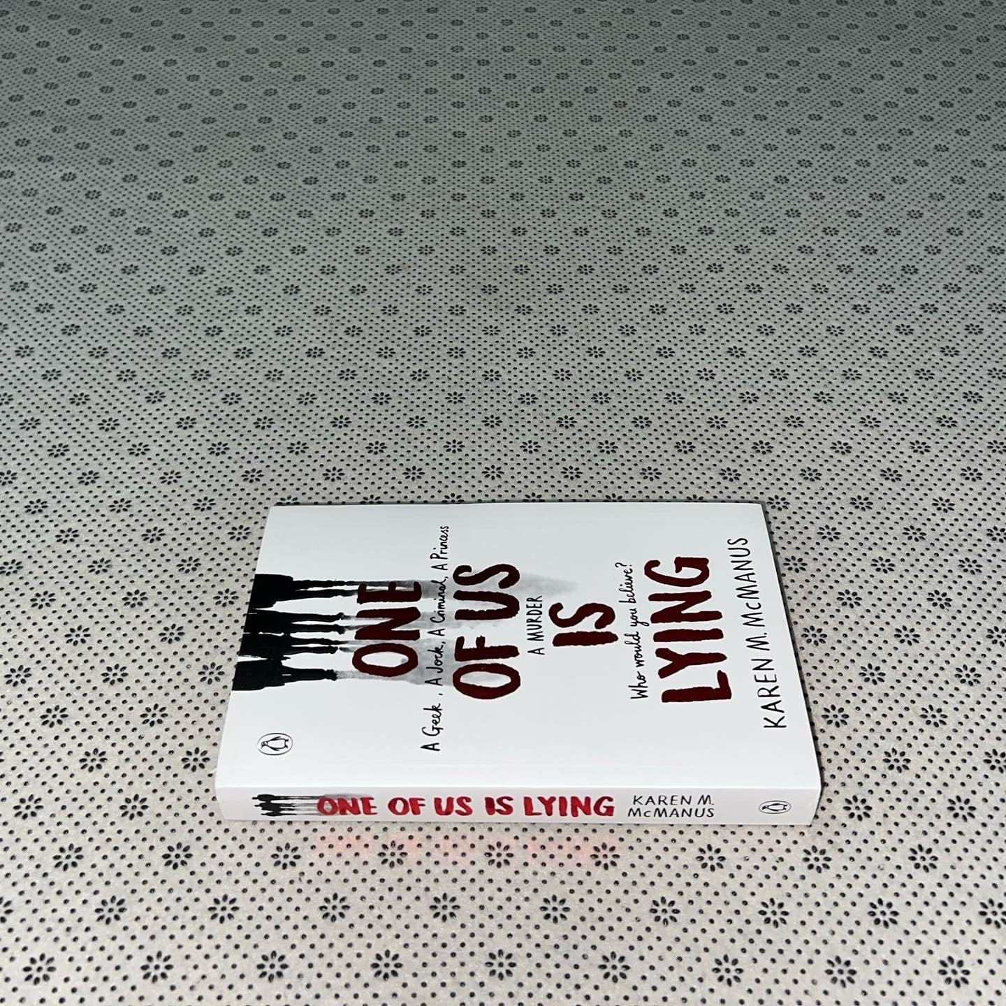 one of us is lying one of us is lying book 1 by karen m mcmanus