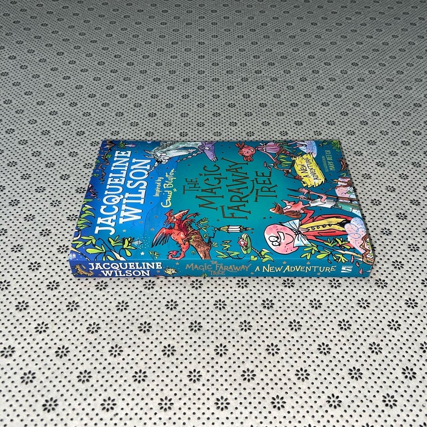 a new adventure the magic faraway tree book 8 by jacqueline wilson