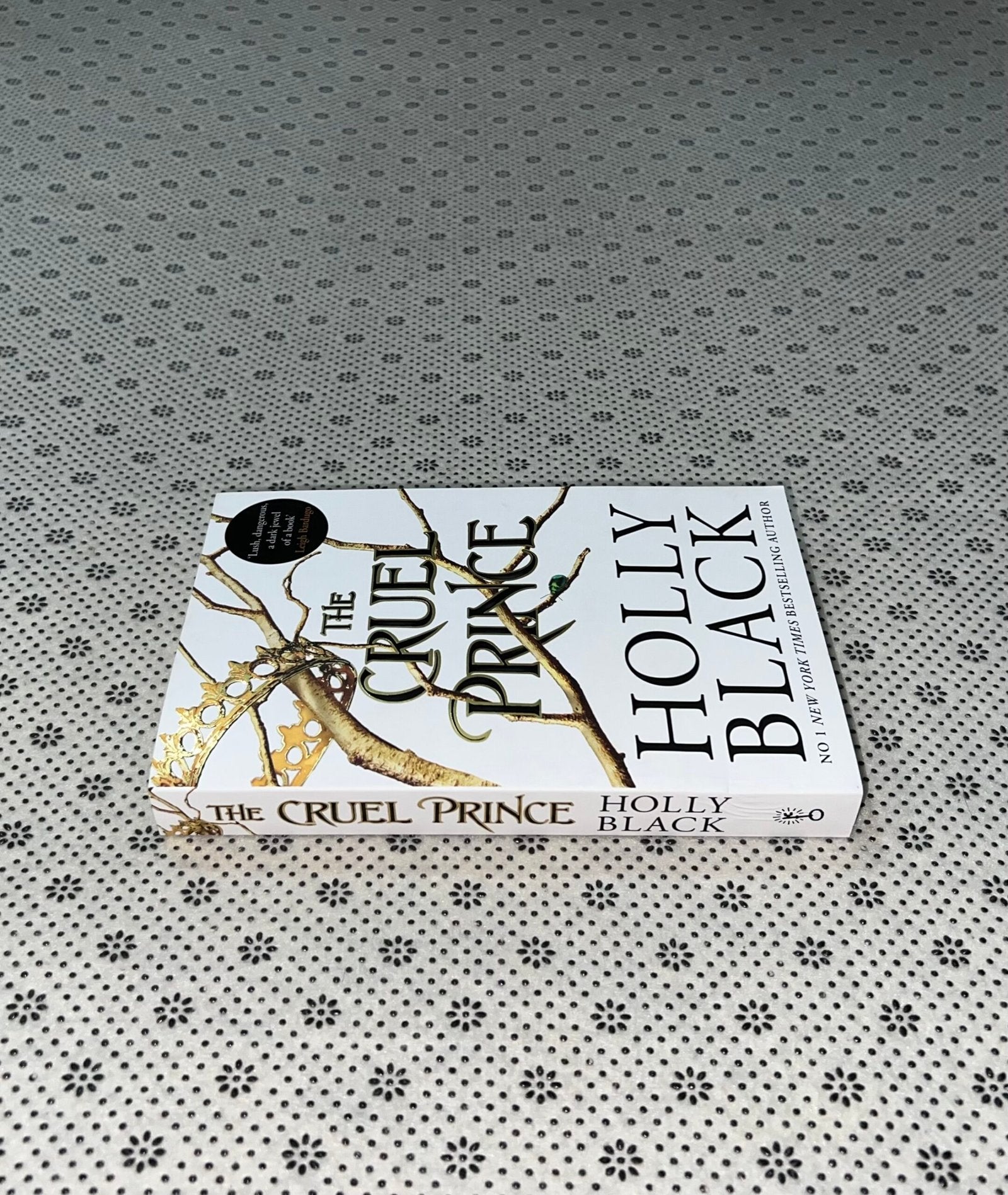 the cruel prince the folk of the air seriesbook 1 new york times bestseller by holly black