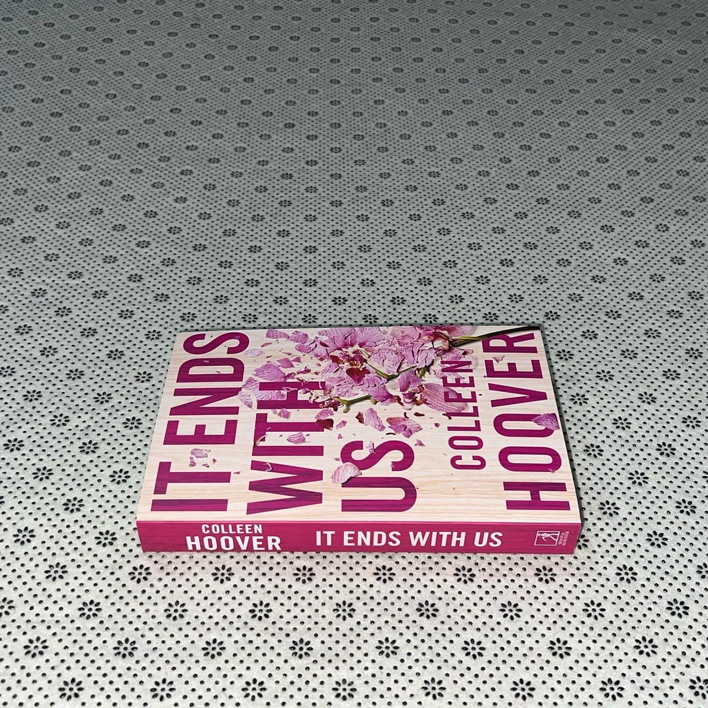 it ends with us it ends with us series book 1 new york times bestseller by colleen hoover