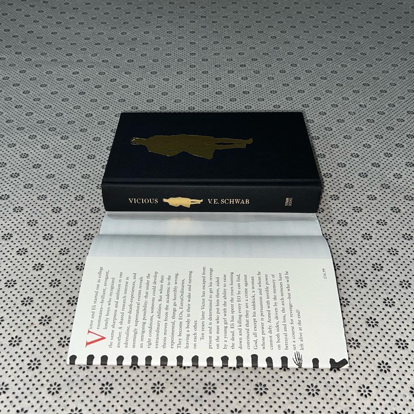 vicious the villains series book 1 by v e schwab