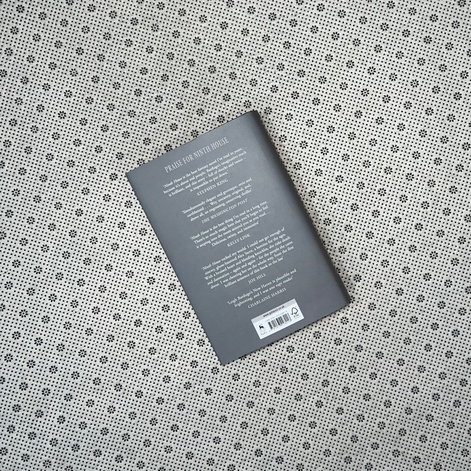 hell bent alex stern series book 2 dust jacket edition by leigh bardugo