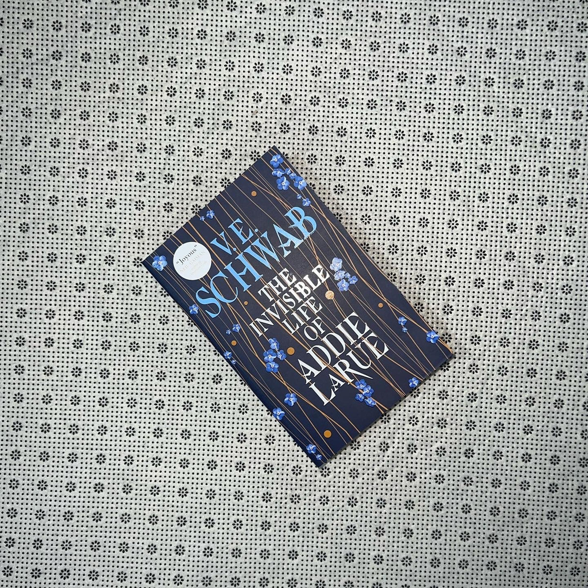 the invisible life of addie larue trade paperback edition by v e schwab