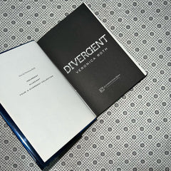 divergent divergent series book 1 collectors edition by veronica roth