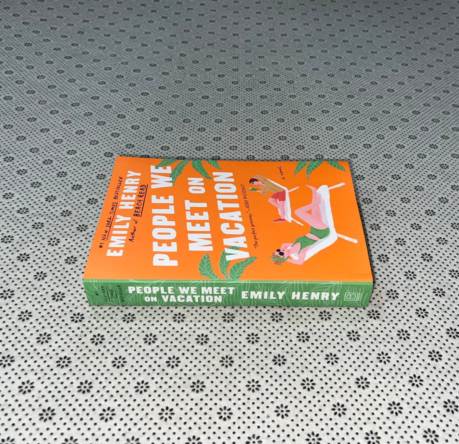 people we meet on vacation by emily henry