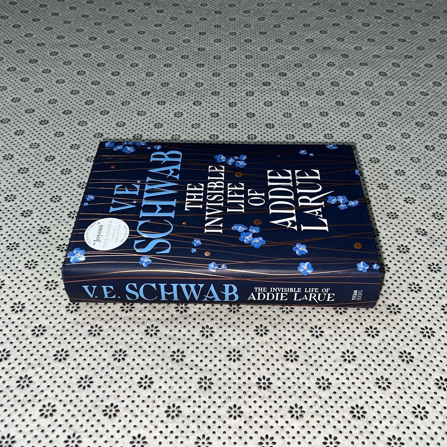 the invisible life of addie larue by v e schwab