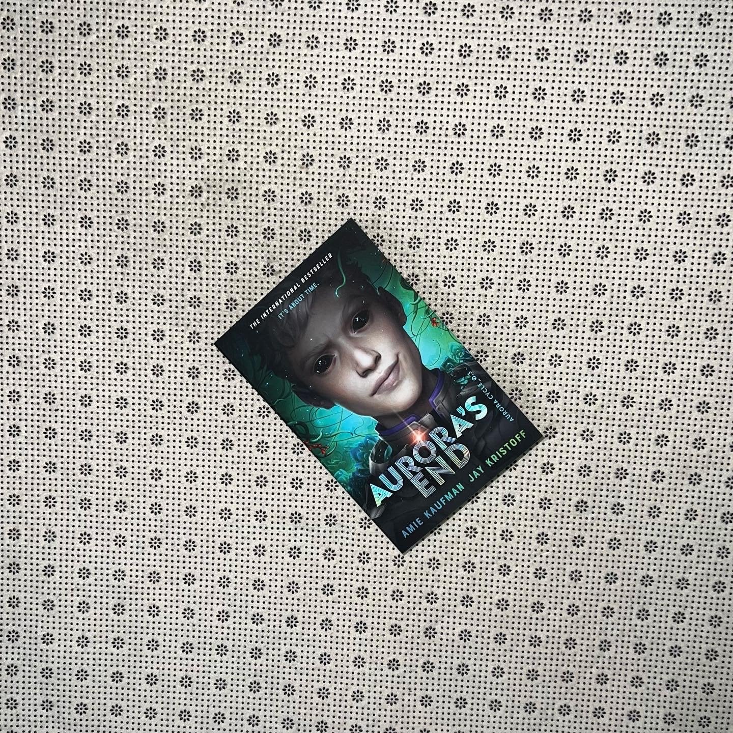 auroras end the aurora cycle series book 3 by amie kaufman