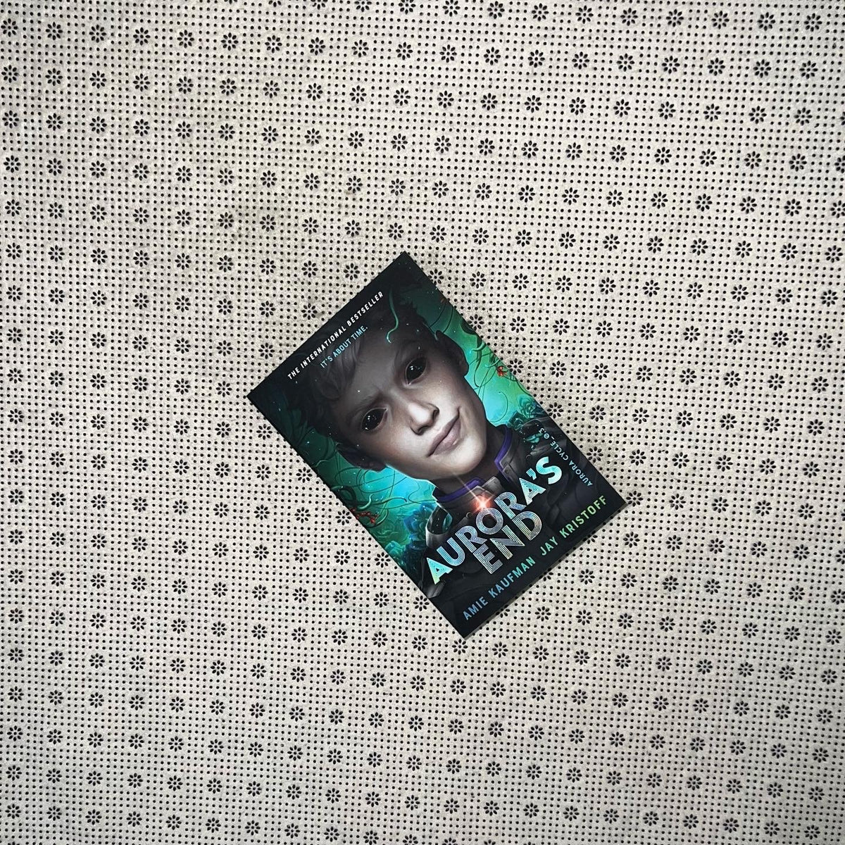auroras end the aurora cycle series book 3 by amie kaufman