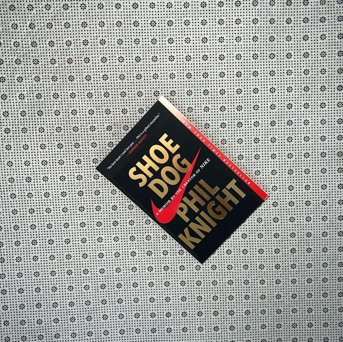 shoe dog a memoir by the creator of nike by phil knight