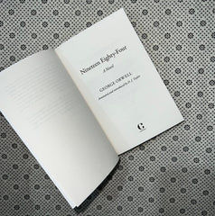 1984 introduced by d j taylor by george orwell