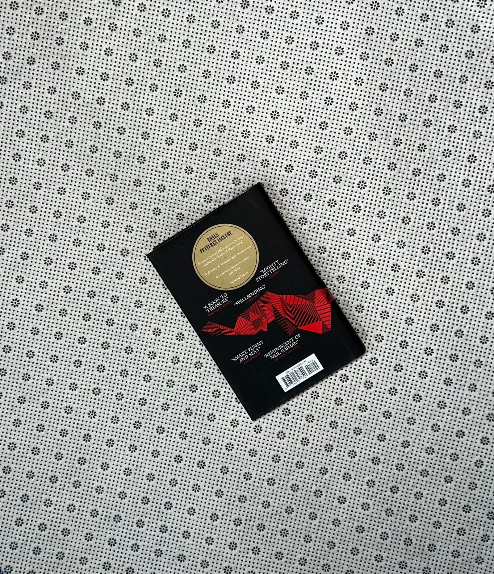 a darker shade of magic shades of magic series book 1 by v e schwab 1