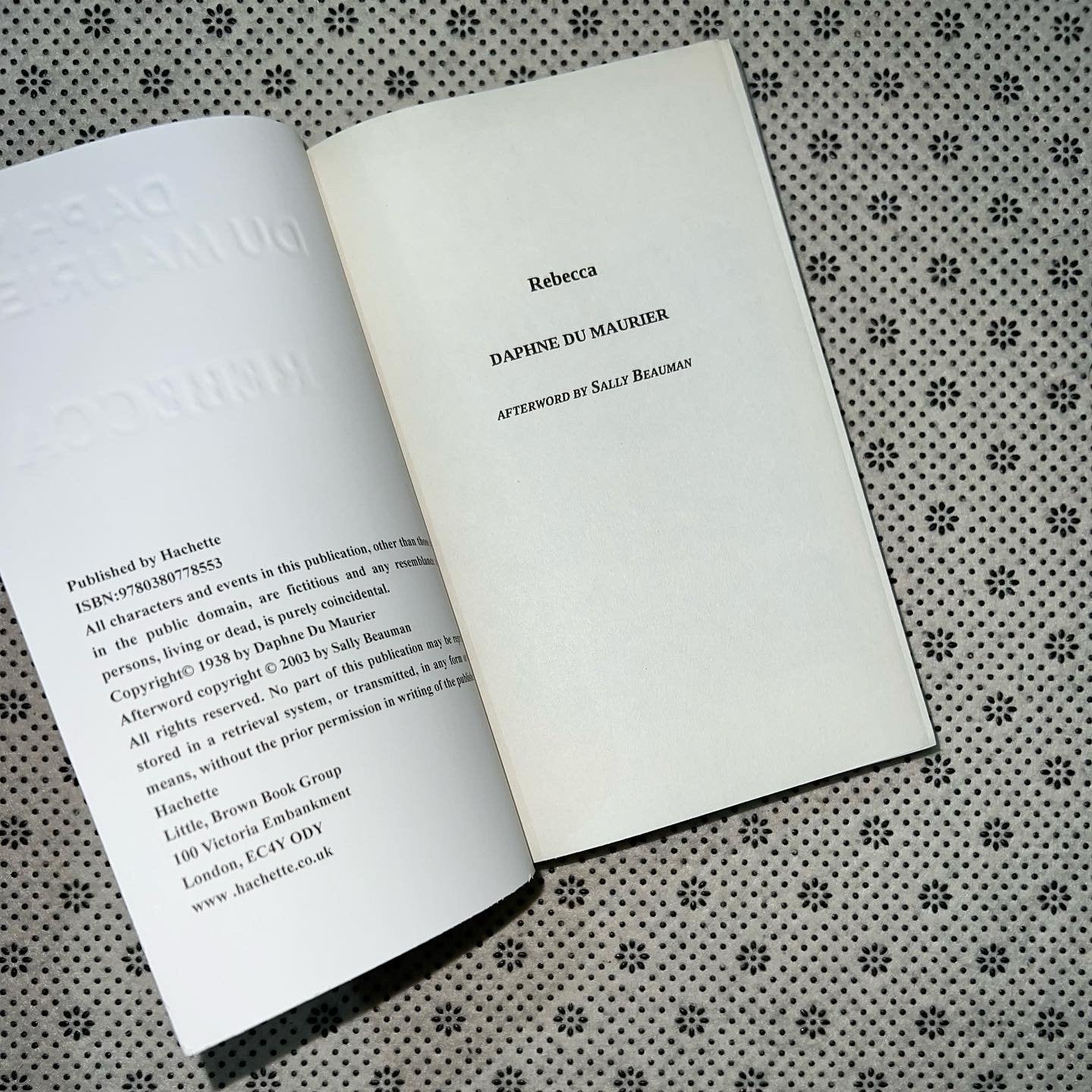 rebecca by daphne du maurier