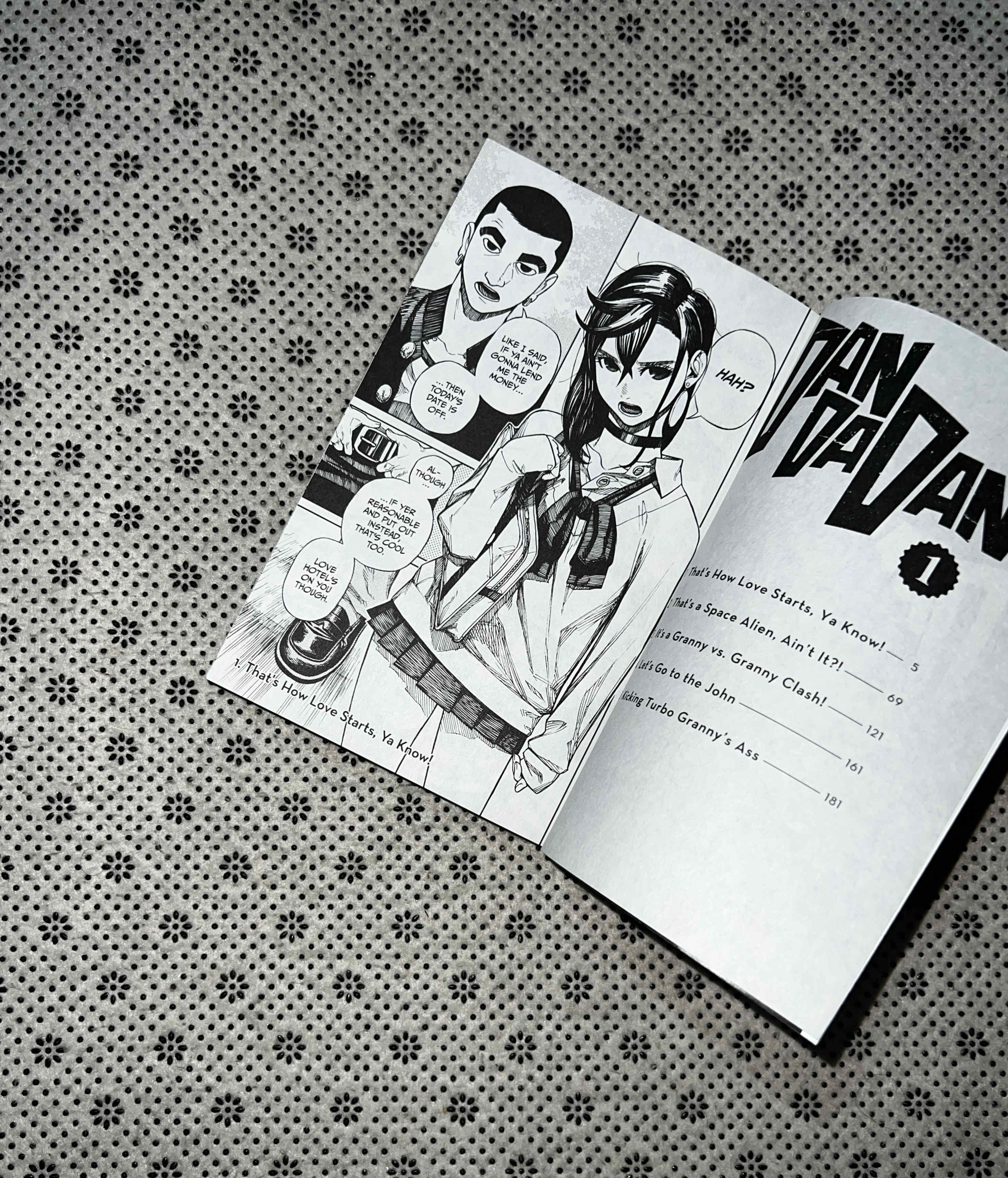 DANDADAN: (Volume 1) by  Yukinobu Tatsu