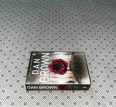 THE DA VINCI CODE: Robert Langdon Series (Book 2) by Dan Brown