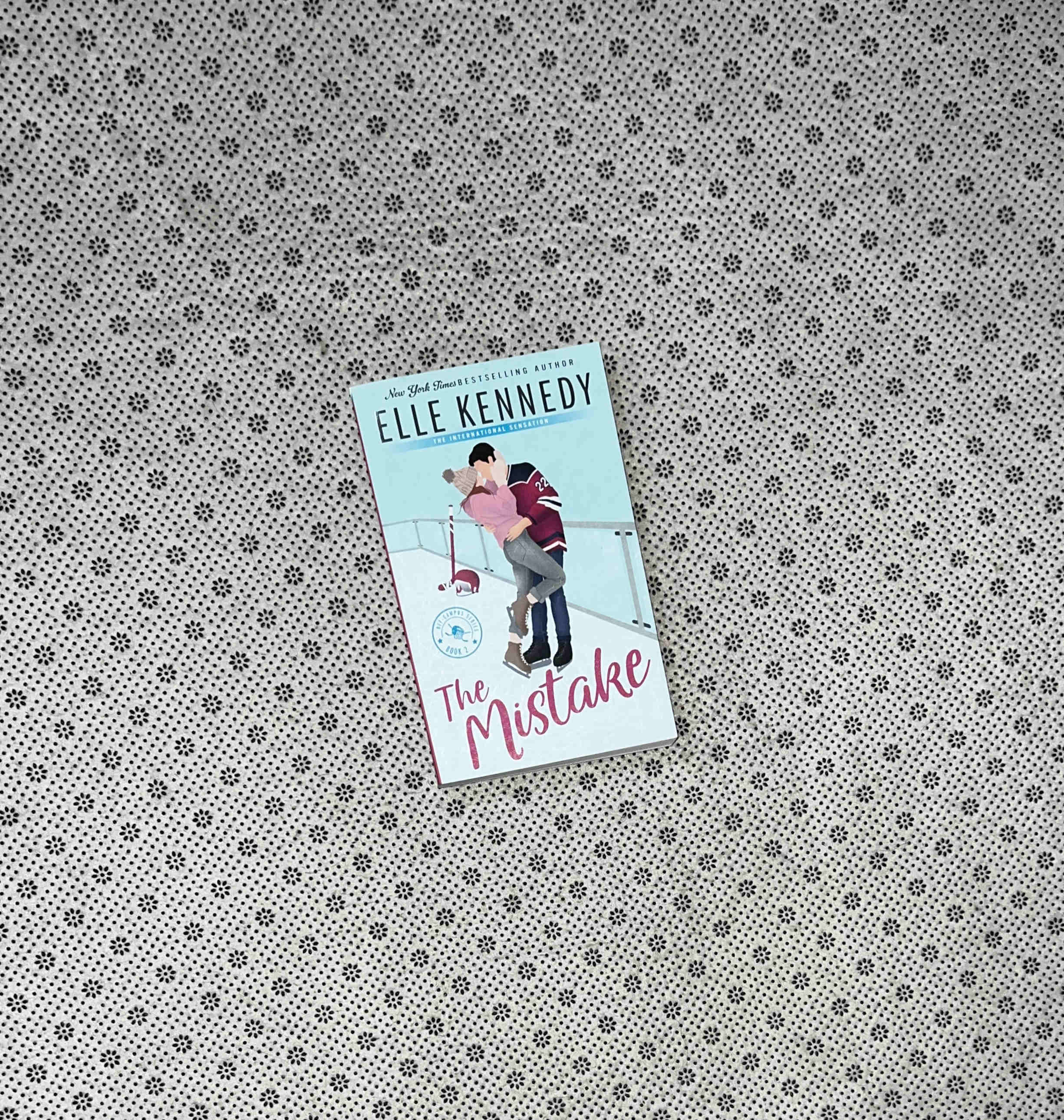 THE MISTAKE: Off Campus Series (Book 2) by Elle Kennedy