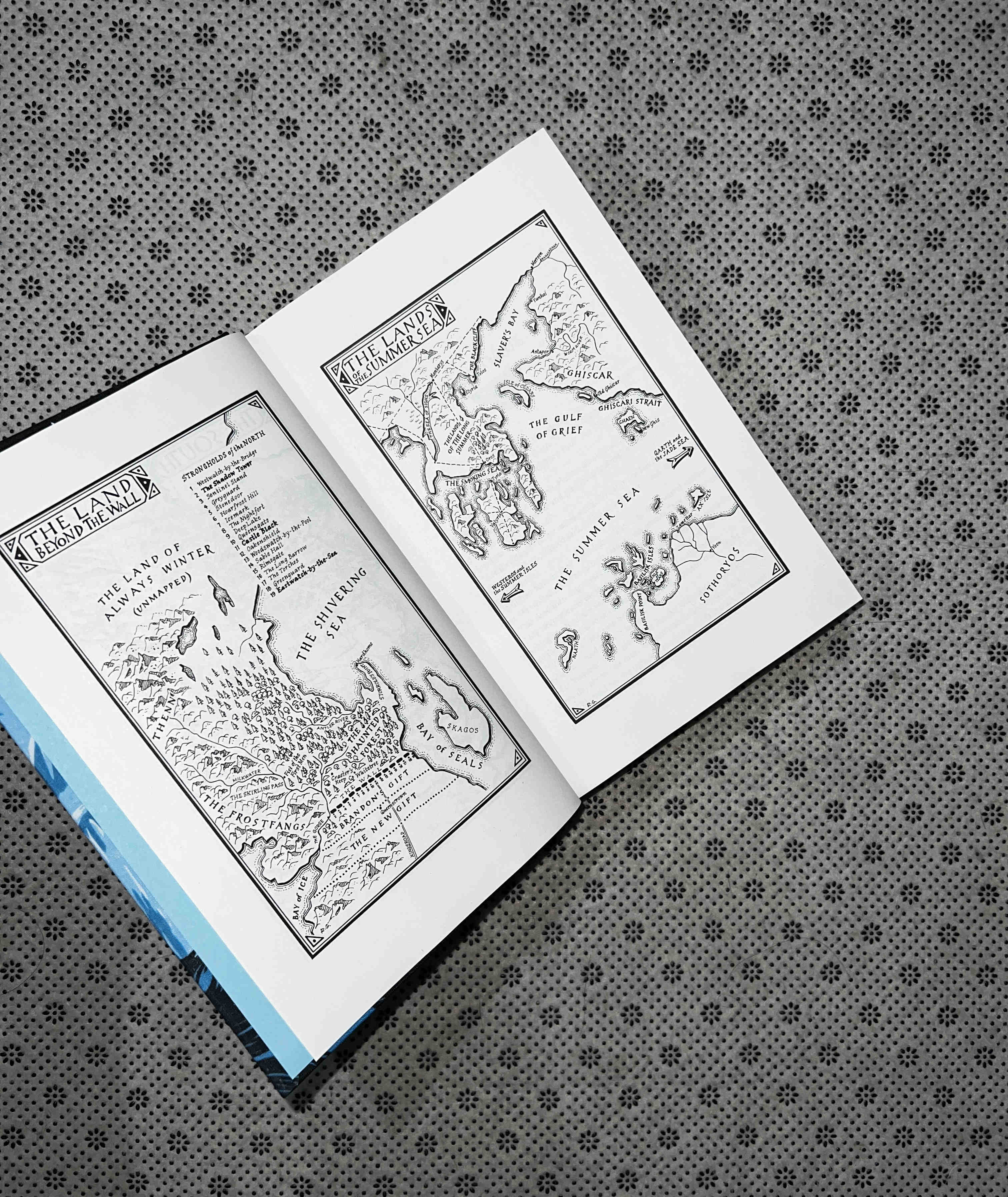 A GAME OF THRONES: A Song Of Ice and Fire Series (Book 1) (Clothbound Edition) by George R.r. Martin