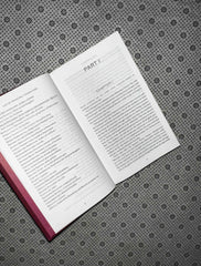 ANNA KARENINA (Signature Clothbound Editions) by Leo Tolstoy