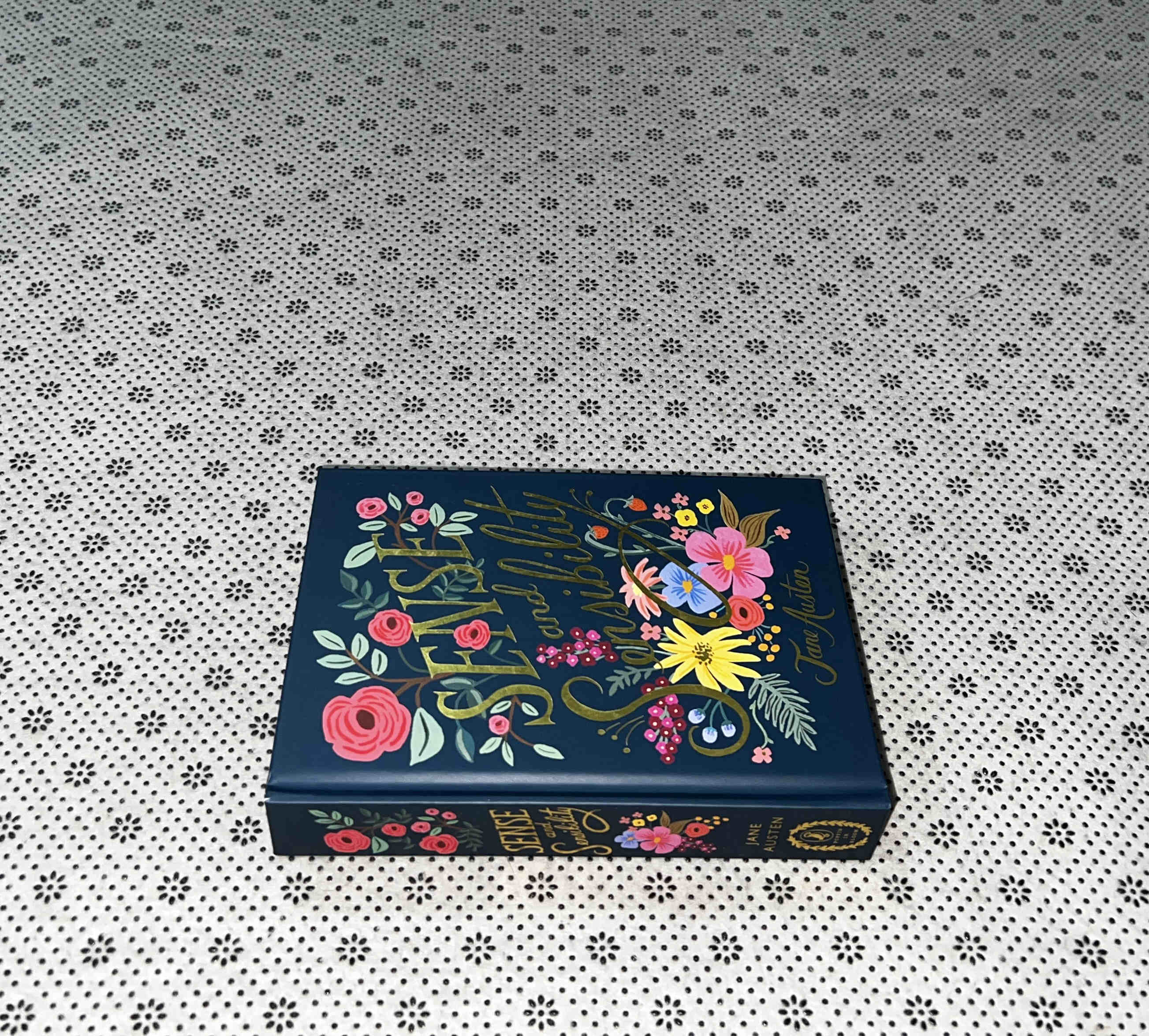 SENSE AND SENSIBILITY (Puffin In Bloom) by Jane Austen