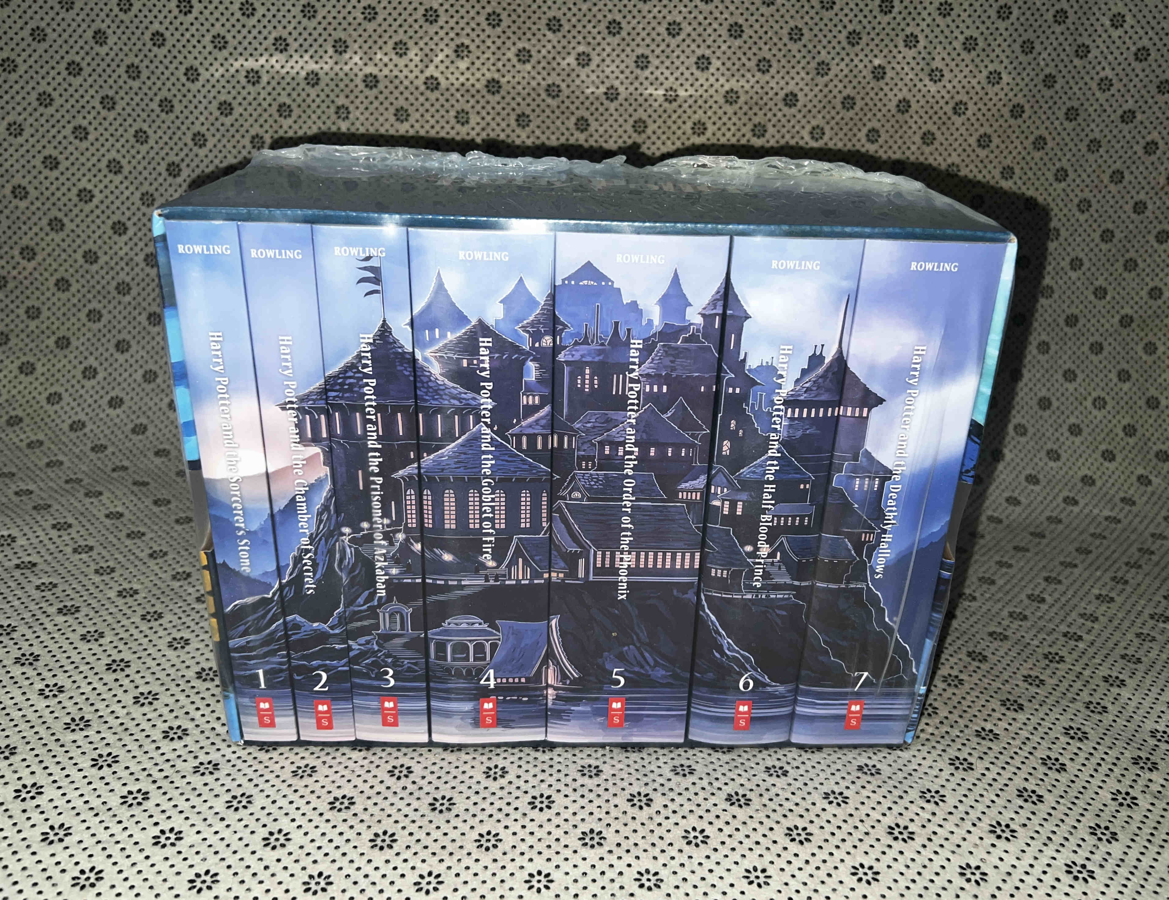 HARRY POTTER SPECIAL EDITION BOX SET (Books 1-7) by J.K. Rowling