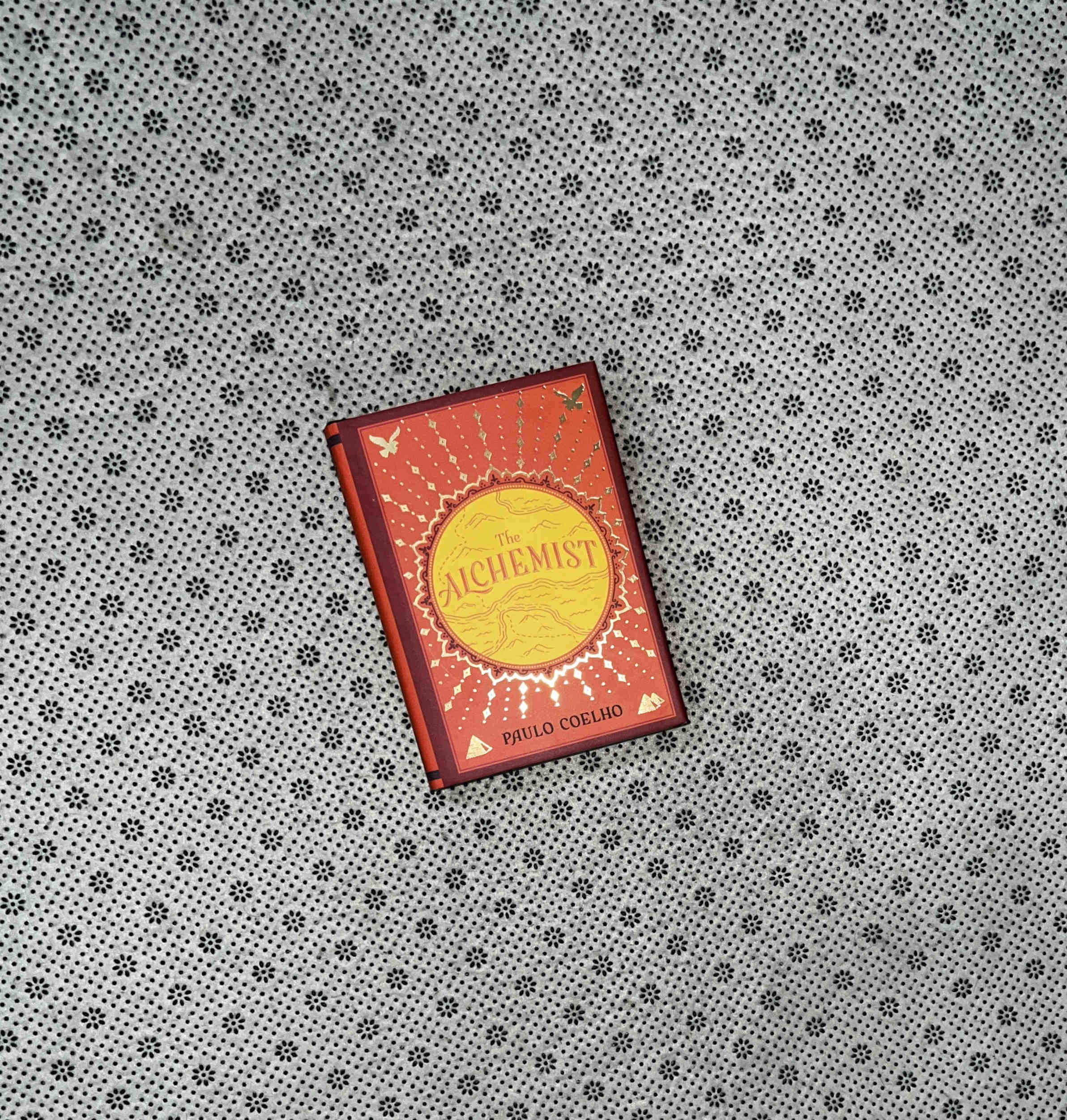 THE ALCHEMIST (Deluxe Edition) by paulo coelho