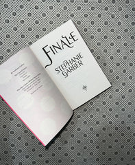 FINALE:CARAVAL SERIES (BOOk 3) by Stephanie Garber
