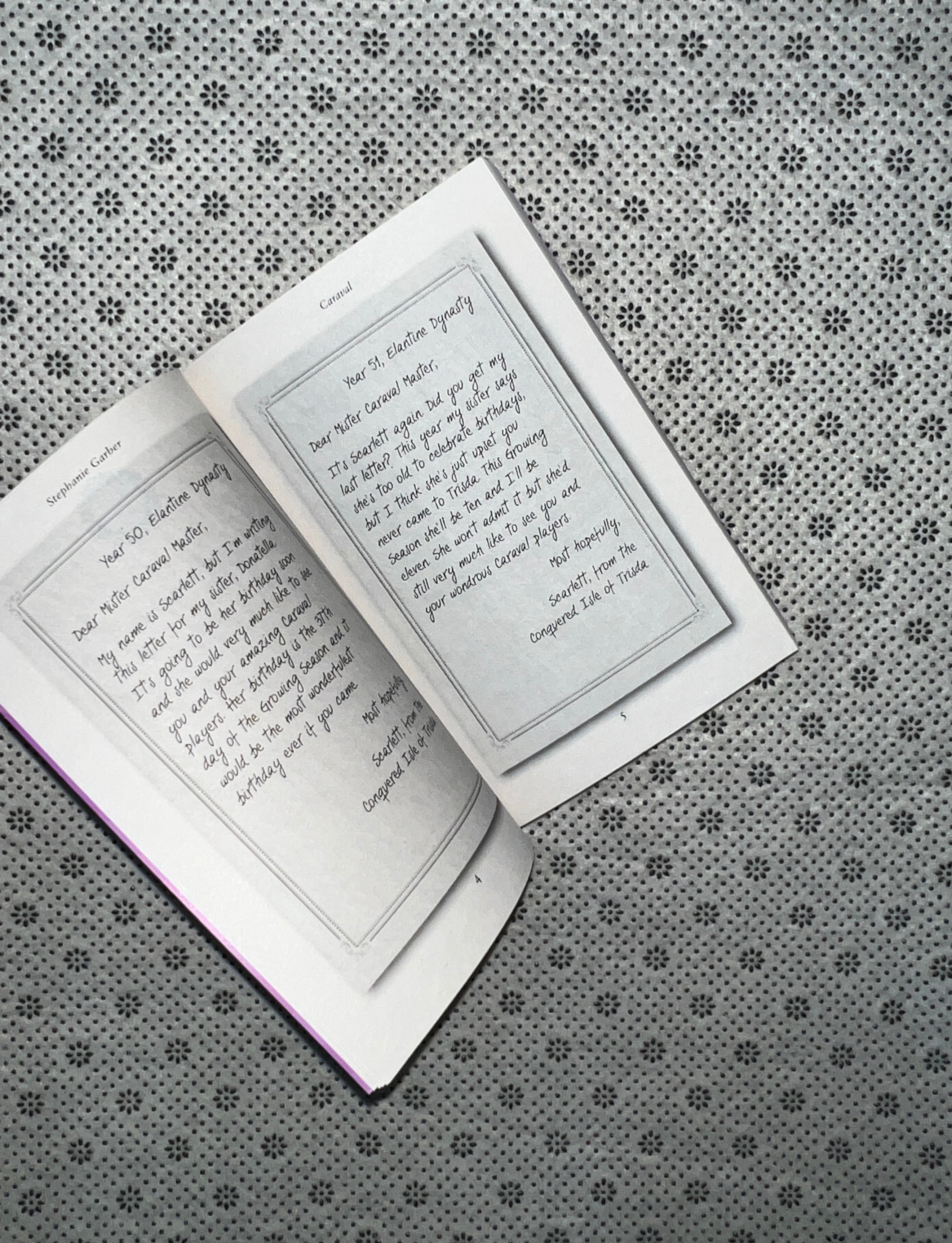 CARAVAL: CARAVAL SERIES (BOOk 1) by Stephanie Garber