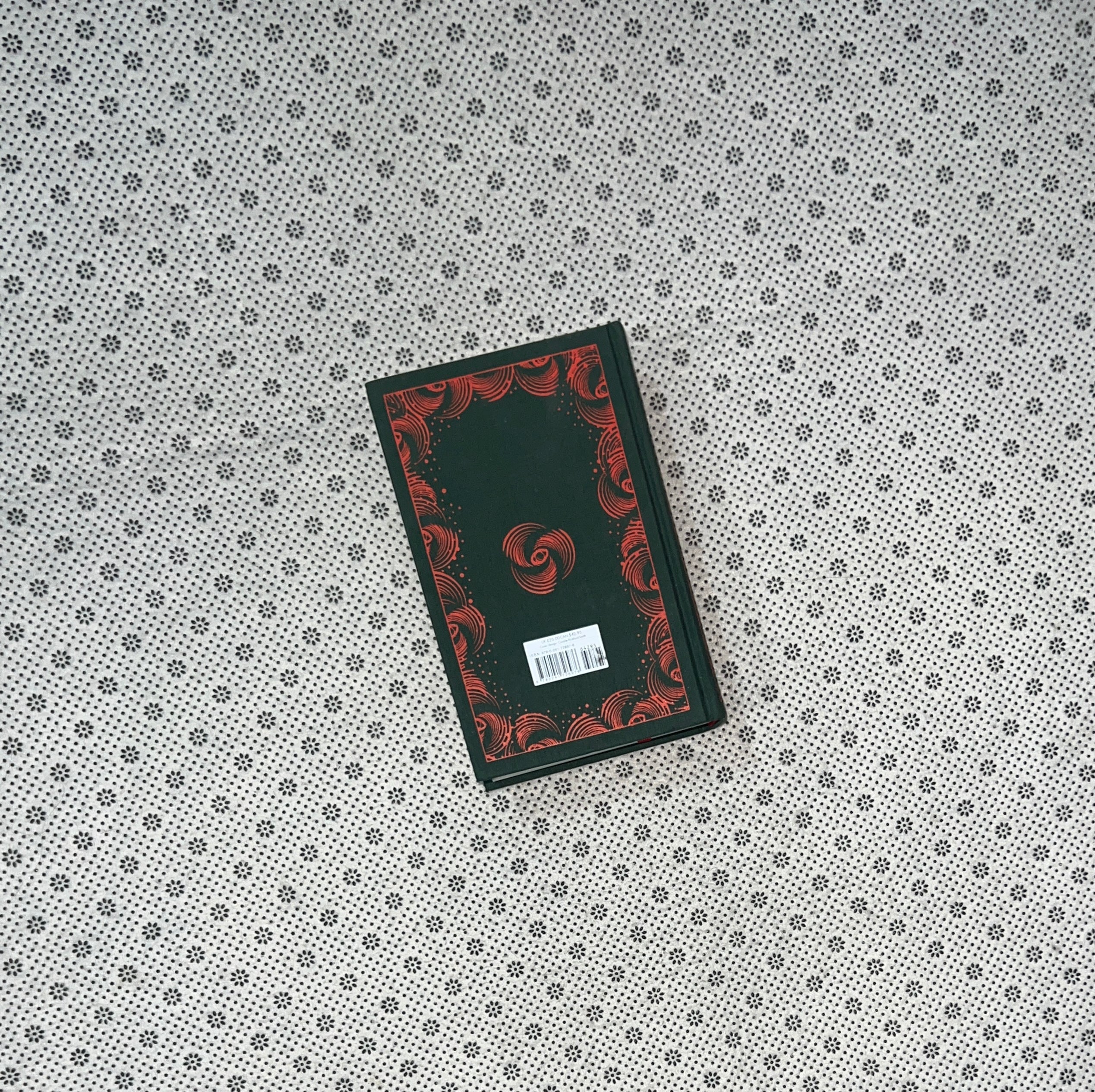 FOUR TRAGEDIES: HAMLET, OTHELLO, KING LEAR, MACBETH (Penguin Clothbound Classics) by William Shakespeare