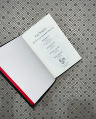 FOUR TRAGEDIES: HAMLET, OTHELLO, KING LEAR, MACBETH (Penguin Clothbound Classics) by William Shakespeare